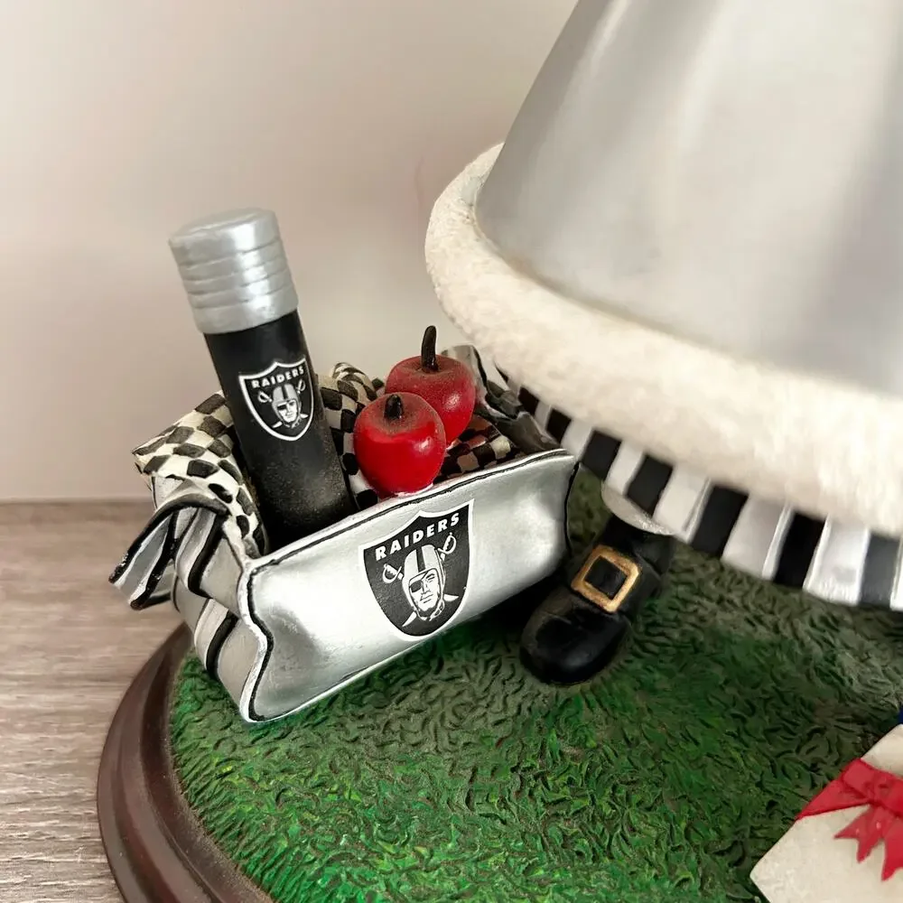 Vintage RAIDERS Sculpture MRS CLAUS NFL Christmas DANBURY MINT Figurine 11